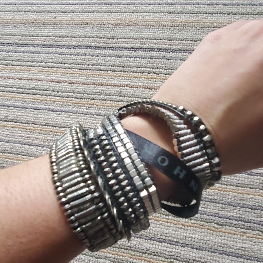 Bracelet